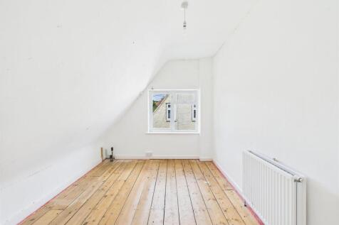 8 - Semi-detached House for Auction, Butcombe.jpg