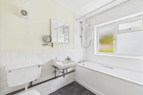 9 - Semi-detached House for Auction, Butcombe.jpg