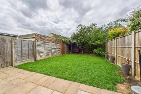 11 - Semi-detached House for Auction, Hengrove.jpg