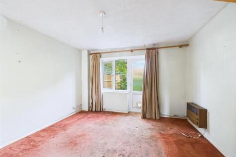 2 - 1 bedroom mid terrace.jpg
