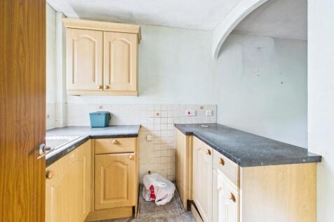 4 - 1 bedroom mid terrace.jpg