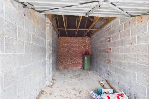 11 - 1 bedroom mid terrace.jpg