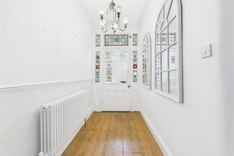 15 - Spacious Maisonette for Auction, St Andrews, 