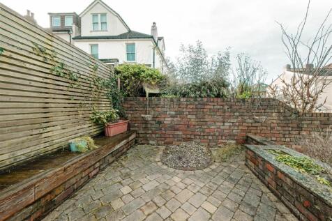 19 - Spacious Maisonette for Auction, St Andrews, 