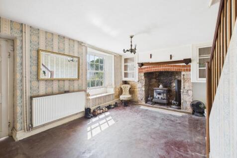 17 - Detached Cottage for Auction, Winford.jpg