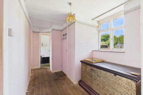 19 - Detached Cottage for Auction, Winford.jpg