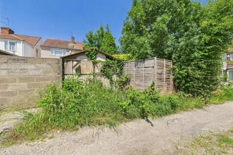 13 - 3-bedroom Semi detached house.jpg