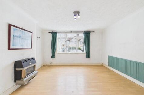 16 - Three Bedroom House for Auction, Hanham.jpg