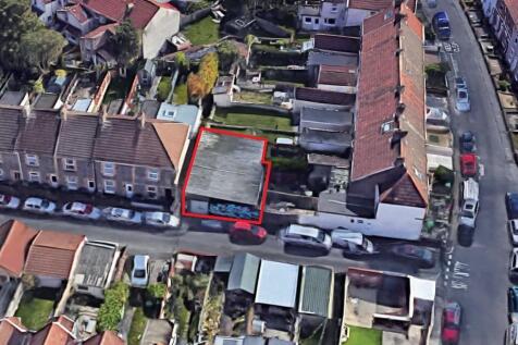 2 - Garage Workshop for Auction, Kingswood.jpg