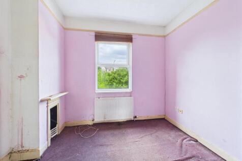 6 - Bed Victorian Terrace.jpg