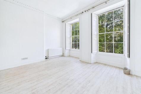1 - 1 Bedroom Flat in Clifton.jpg