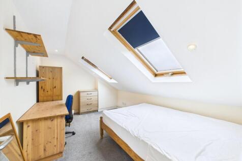 Three bed-room maisonette - 6.jpg
