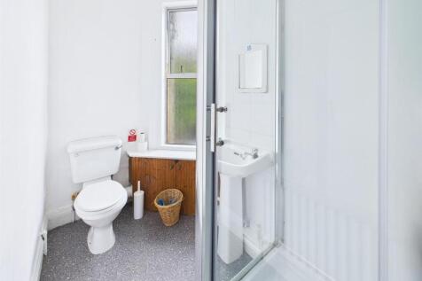 Three bed-room maisonette - 8.jpg