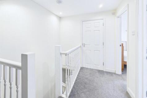 4 Bedroom Maisonette.jpg