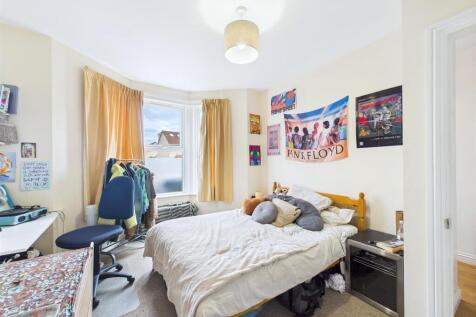 6 bedroom HMO (4).jpg