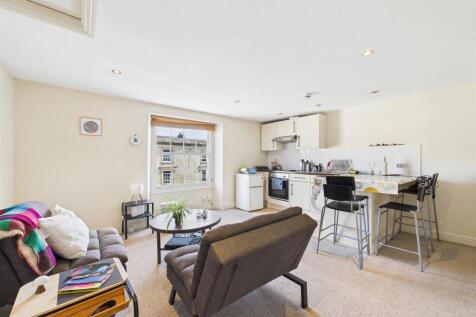 2 - Block of Flats for Auction, Kingsdown, Bristol