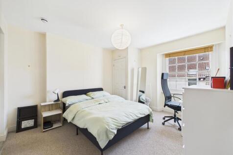 4 - Block of Flats for Auction, Kingsdown, Bristol