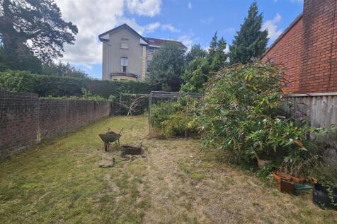 9 - Land in Kingsdown.jpg