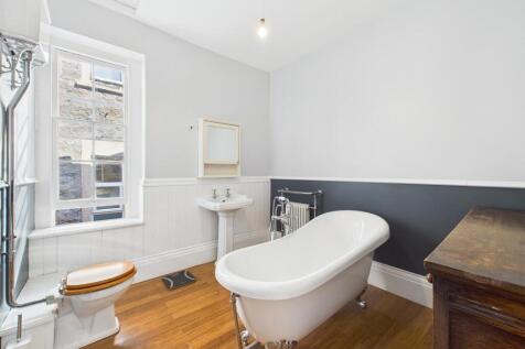 10 - Detached Victorian Villa for Auction, Weston-
