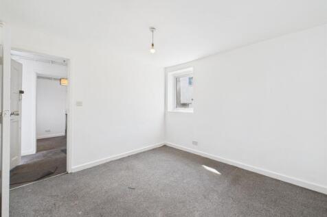 3 - one bed flat easton.jpg