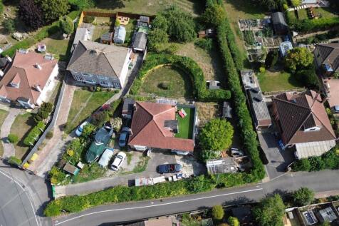 3 - Building Plot for Auction, Kingswood.JPG