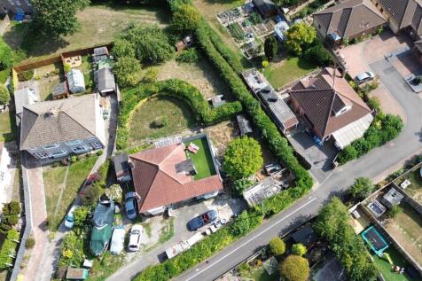 7 - Building Plot for Auction, Kingswood.JPG