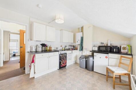 16 - Manor Park Redlenad.jpg