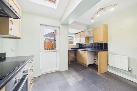 9 - Terraced House for Auction, Staple Hill.jpg