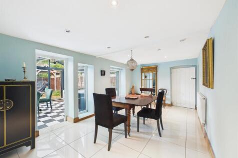 7 - Detached Period Property for Auction, Swinefor
