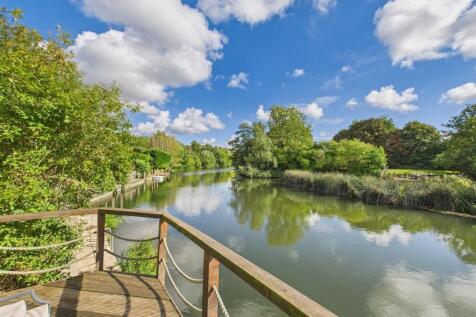 14 - Detached Period Property for Auction, Swinefo