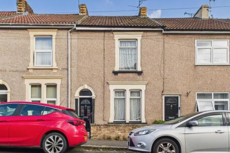 1 - Terraced House for Auction, Kingswood.jpg
