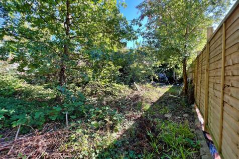 2 - Semi-detached House for Auction, Filton Park.j