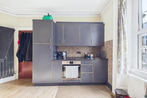 10 - Block of four flats.jpg