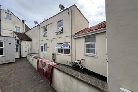 12 - Block of Flats for Auction, Easton.JPG