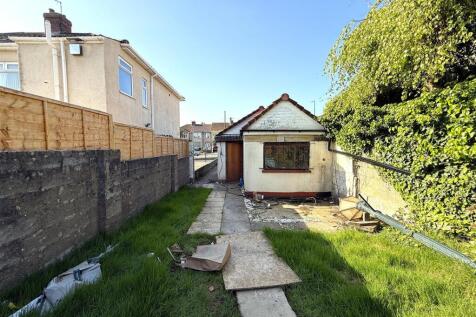 9 - Land with planning.JPG