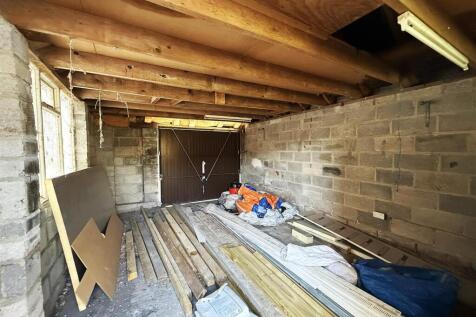 10 - Land with planning.JPG