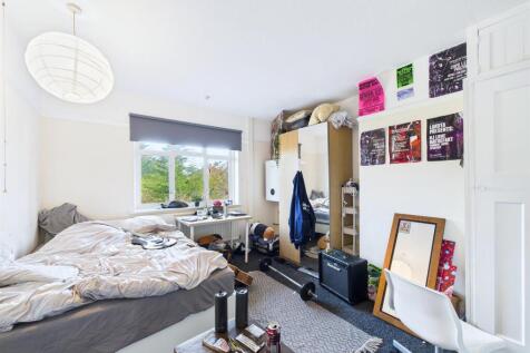 4 - 4 bedroom HMO.jpg