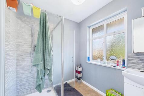 6 - 4 bedroom HMO.jpg