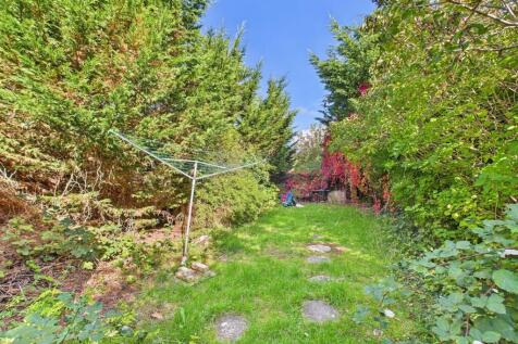 9 - 4 bedroom HMO.jpg