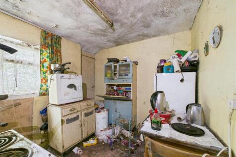 4 - Victorian House for Auction, Staple Hill.jpg