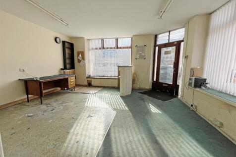 3 - Mixed-Use Investment for Auction, Kingswood.JP