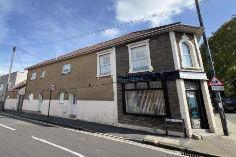 16 - Mixed-Use Investment for Auction, Kingswood.J