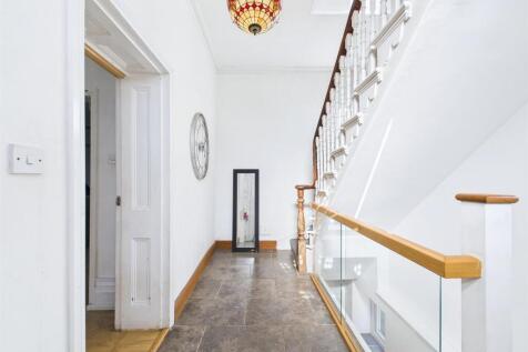 20 - Substantial Period House for Auction, St Andr