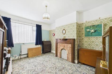 4 - Semi-detached House for Auction, Knowle.jpg