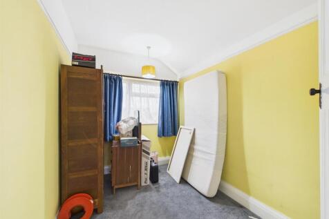 8 - Semi-detached House for Auction, Knowle.jpg