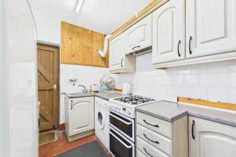 14 - Semi-detached House for Auction, Knowle.jpg