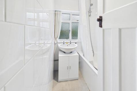 15 - Semi-detached House for Auction, Knowle.jpg