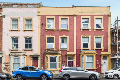 1 - Block of 4 flats.png
