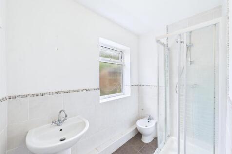 6 - 1 bedroom flat.jpg