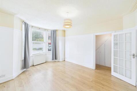 9 - 1 bedroom flat.jpg